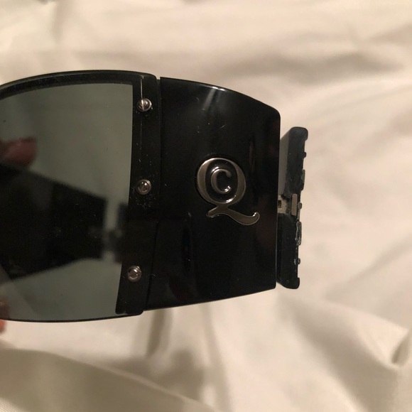 Authentic Men’s Alexander McQueen Sunglasses - Picture 6 of 8